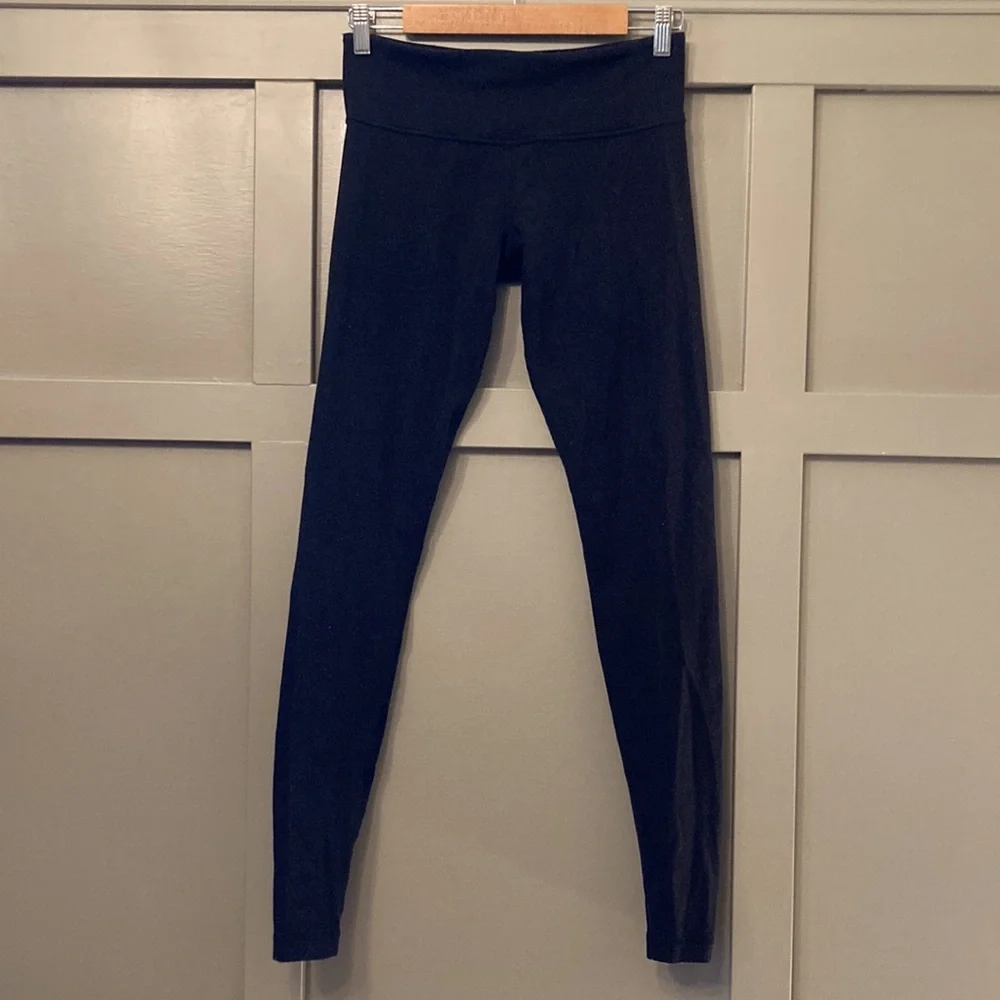 Lululemon Black Full Length Leggings Luon Size 8